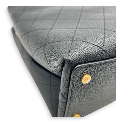 CC Bucket Bag Black in Caviar Leather, Gold hardware