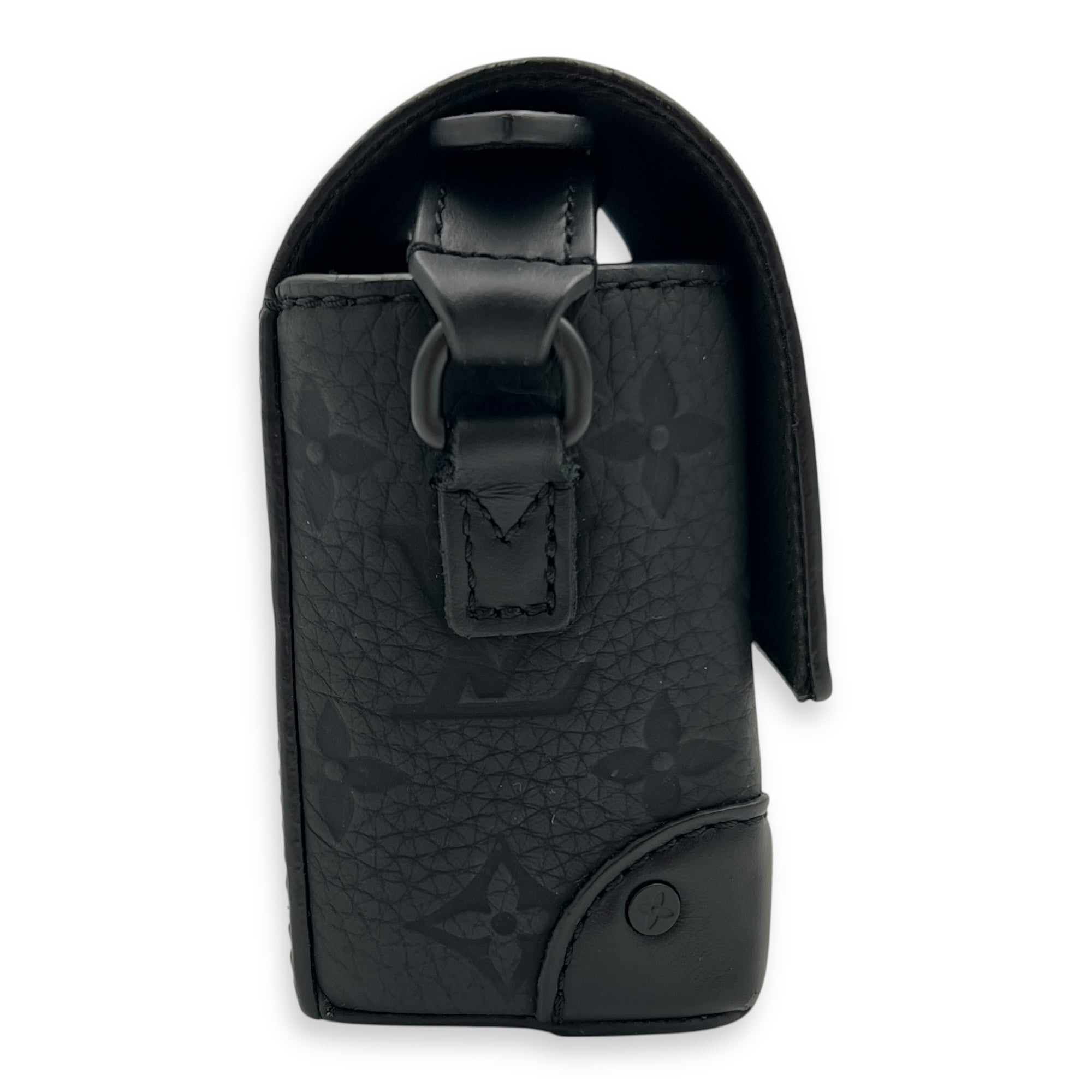 Steamer Shoulder Bag Black in Empreinte Leather, Black hardware