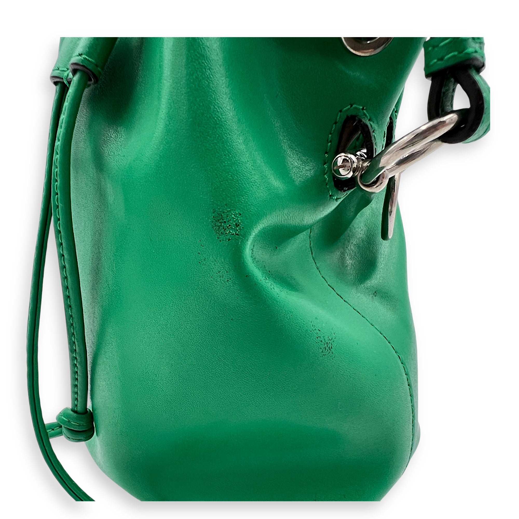 Mon Tresor Bucket Bag Green in Calfskin, Silver hardware