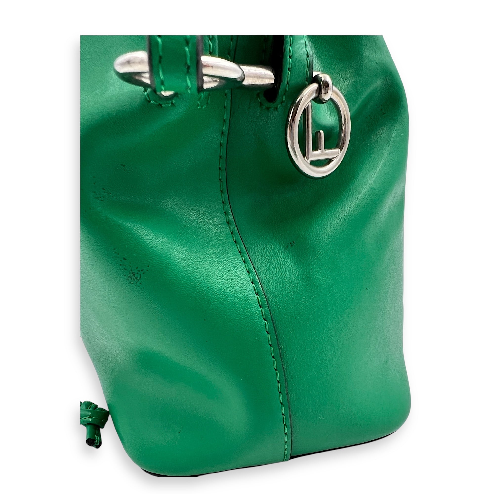 Mon Tresor Bucket Bag Green in Calfskin, Silver hardware