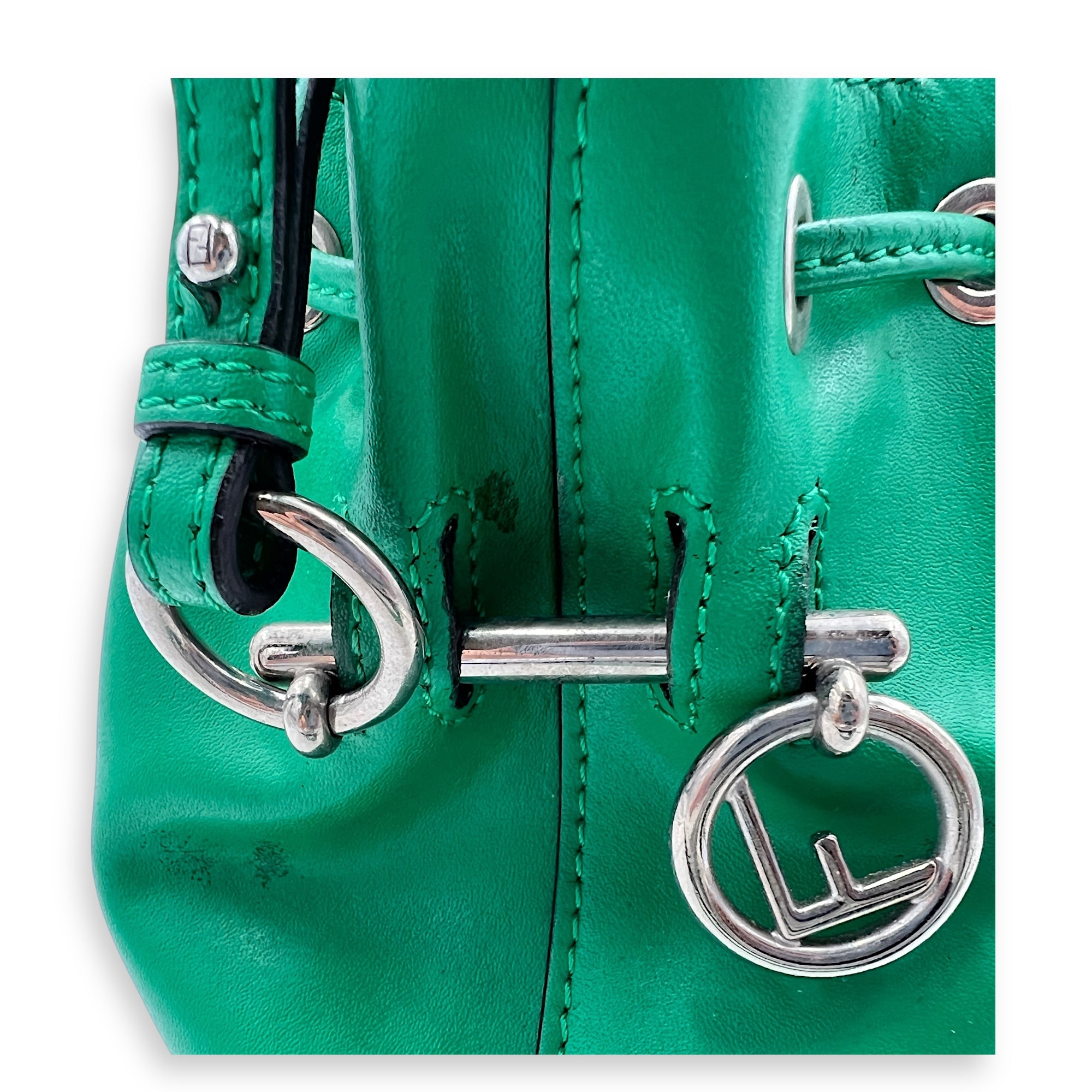 Mon Tresor Bucket Bag Green in Calfskin, Silver hardware