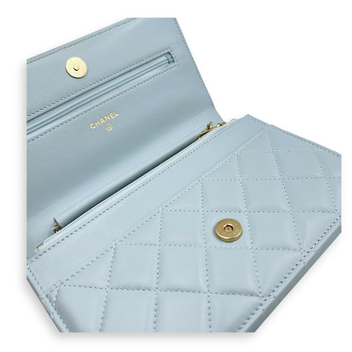 CC Wallet On Chain Blue in Lambskin, Gold hardware