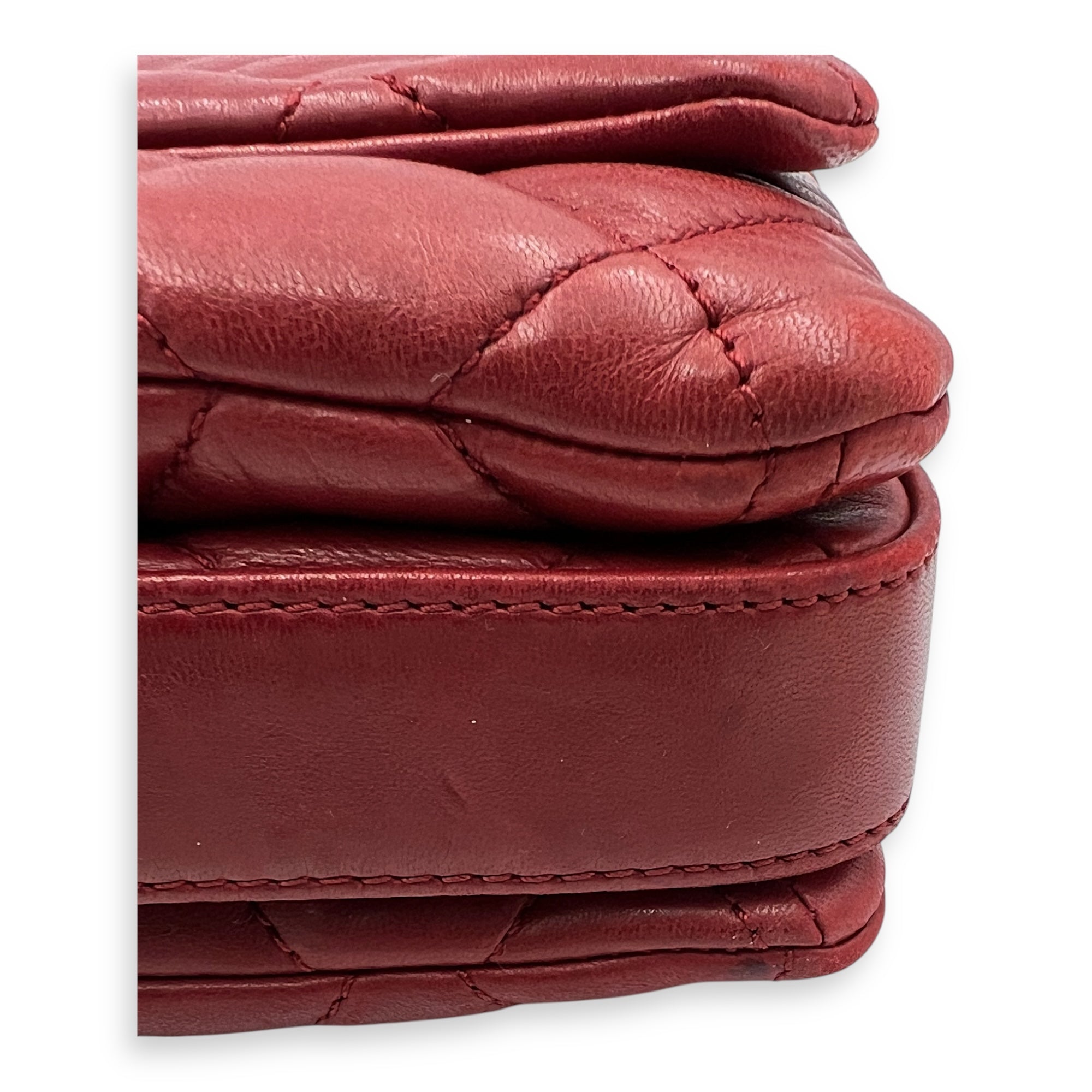 Accordion  Shoulder Bag Red in Lambskin, Gunmetal hardware