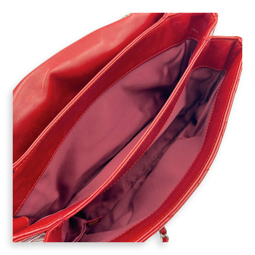 Accordion  Shoulder Bag Red in Lambskin, Gunmetal hardware