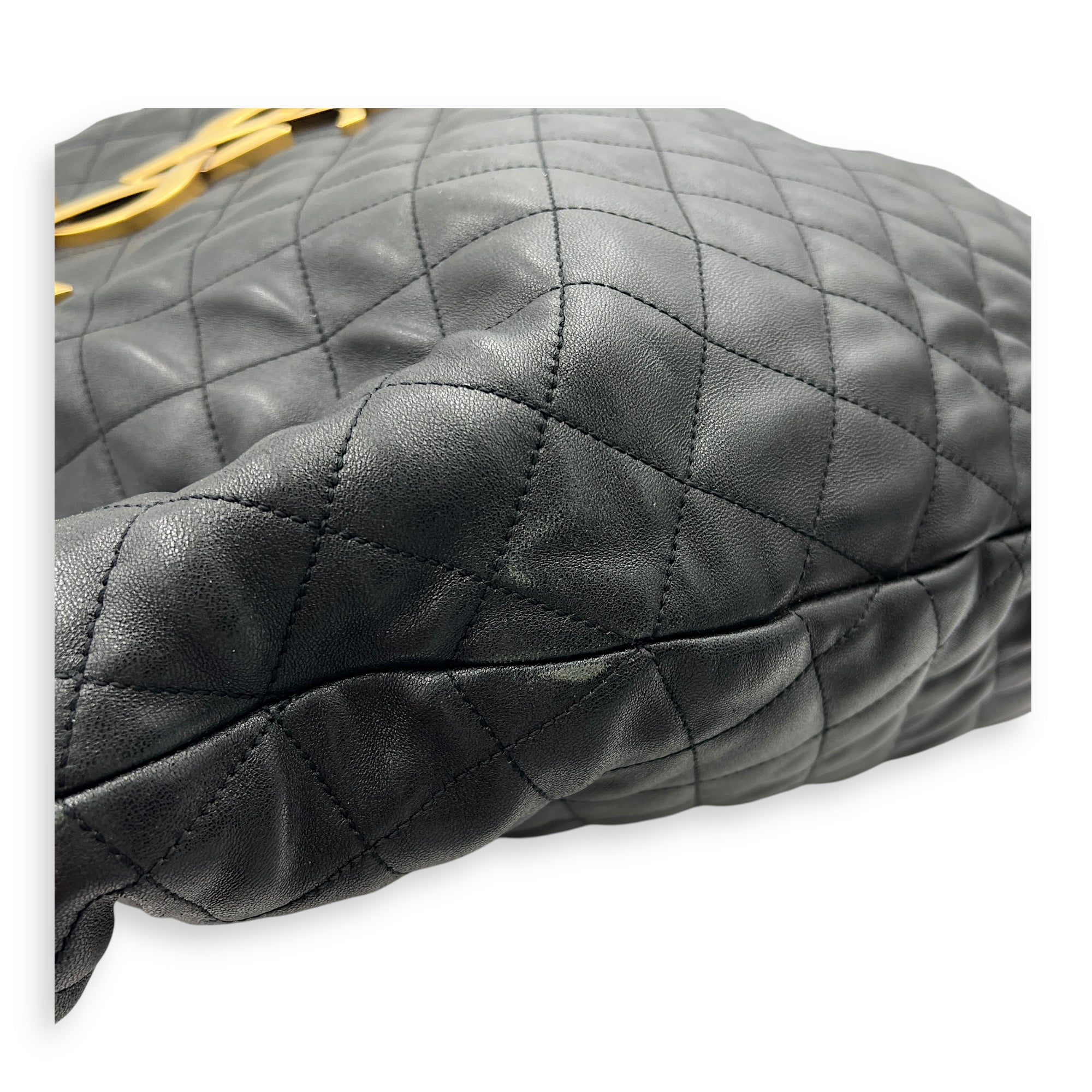 ICare Shoulder Bag Black in Lambskin, Gold hardware