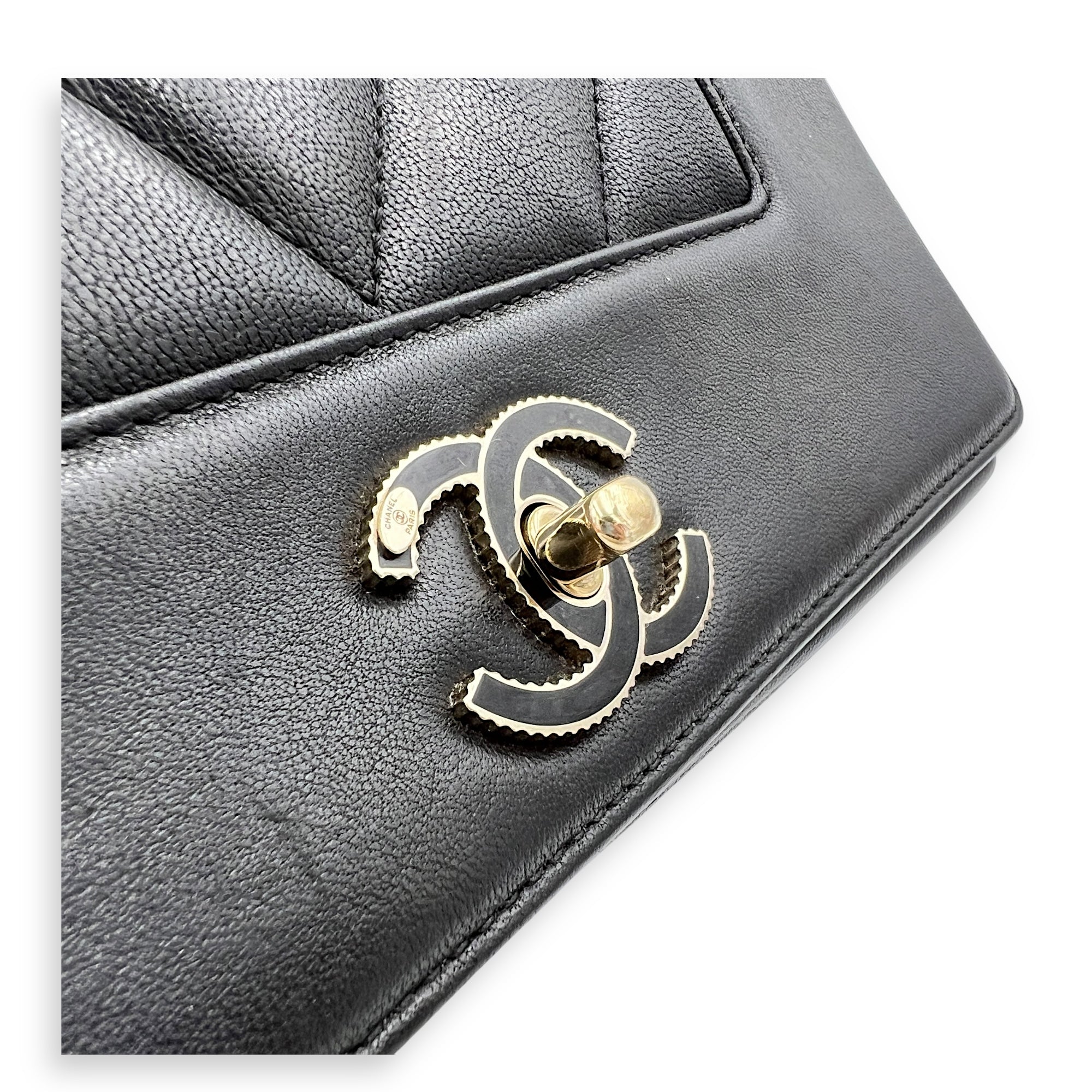 Mademoiselle Shoulder Bag Black in Calfskin, Gold hardware