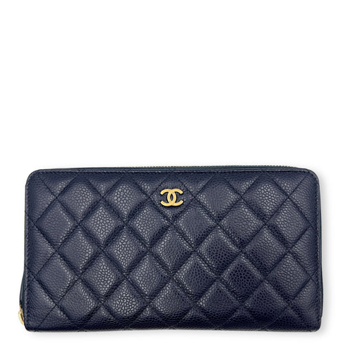 CC Wallet Blue in Caviar Leather, Gold hardware