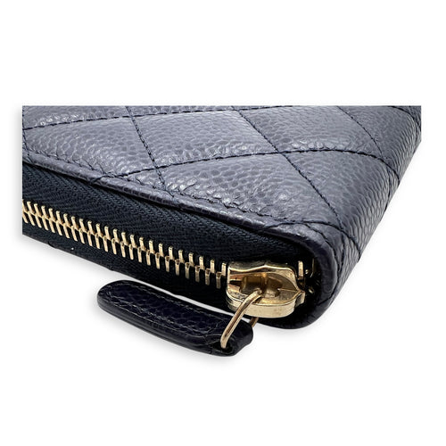 CC Wallet Blue in Caviar Leather, Gold hardware