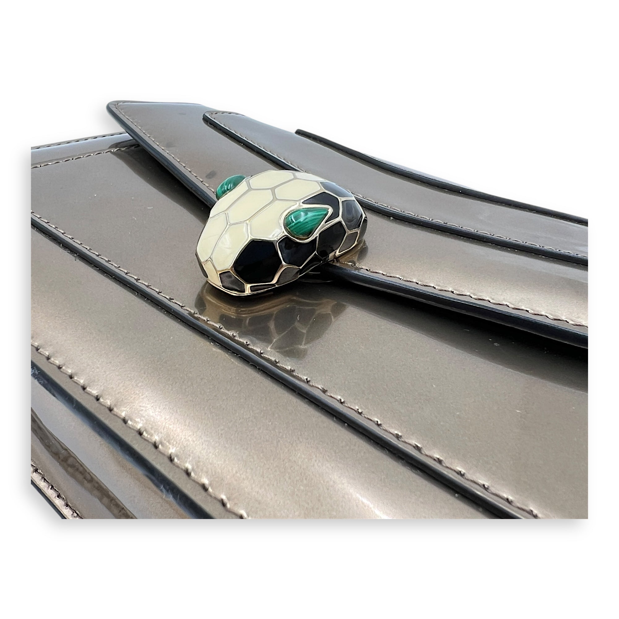 Serpenti Forever Shoulder Bag Gold in Patent Leather, Gold hardware