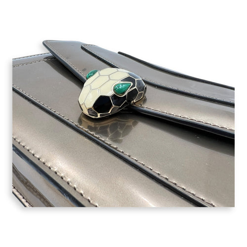 Serpenti Forever Shoulder Bag Gold in Patent Leather, Gold hardware