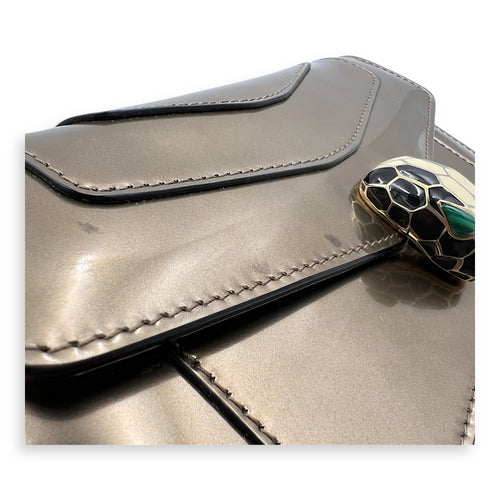 Serpenti Forever Shoulder Bag Gold in Patent Leather, Gold hardware