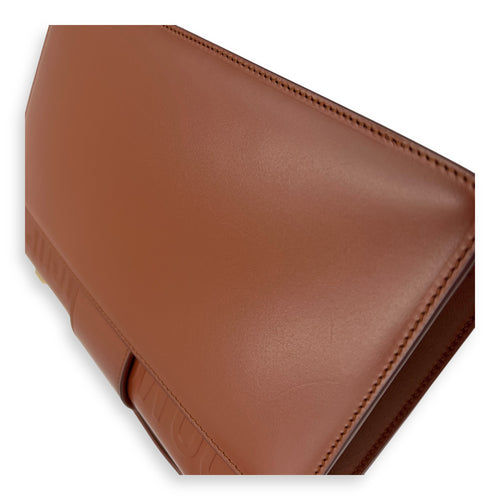 30 Montaigne Avenue Shoulder Bag Medium Brown in Calfskin, Gold hardware