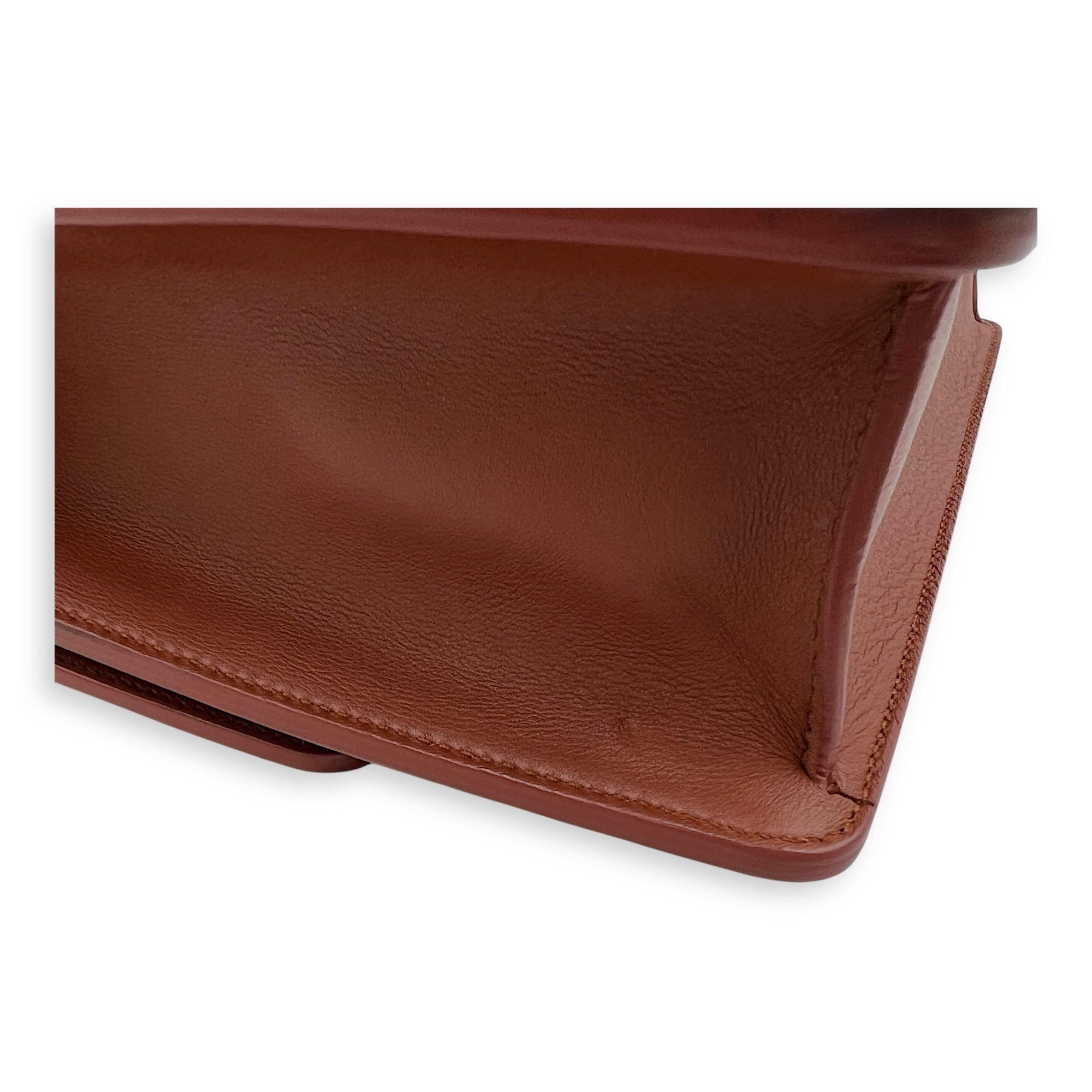 30 Montaigne Avenue Shoulder Bag Medium Brown in Calfskin, Gold hardware