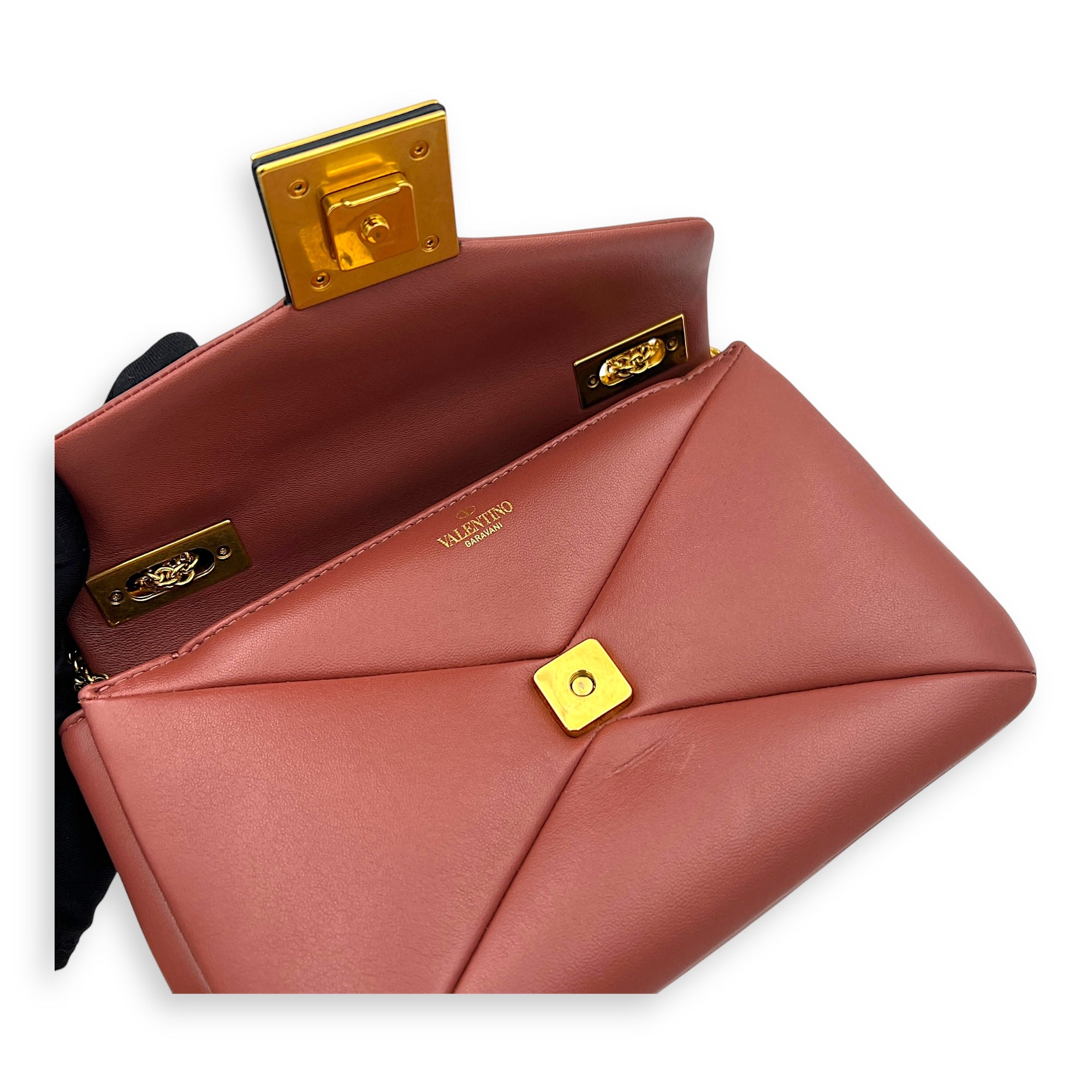 One Stud Shoulder Bag Pink in Lambskin, Gold hardware