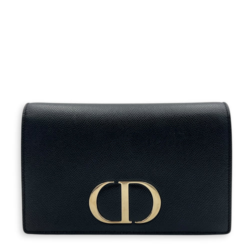 30 Montaigne Wallet On Chain Black in Calfskin, Gold hardware