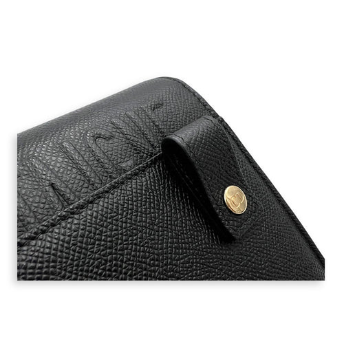 30 Montaigne Wallet On Chain Black in Calfskin, Gold hardware