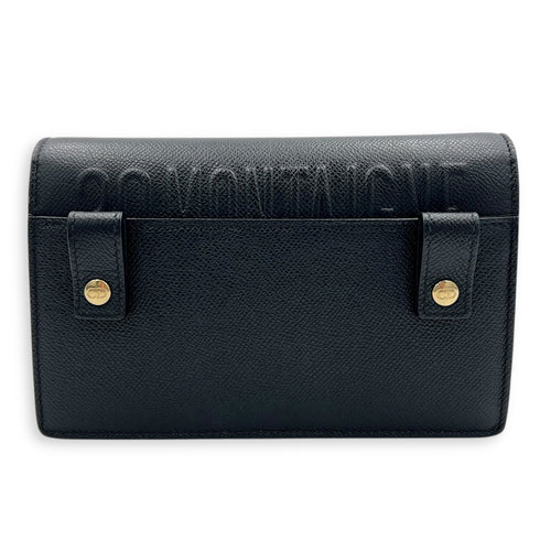 30 Montaigne Wallet On Chain Black in Calfskin, Gold hardware