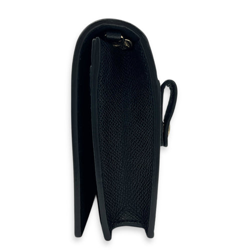 30 Montaigne Wallet On Chain Black in Calfskin, Gold hardware