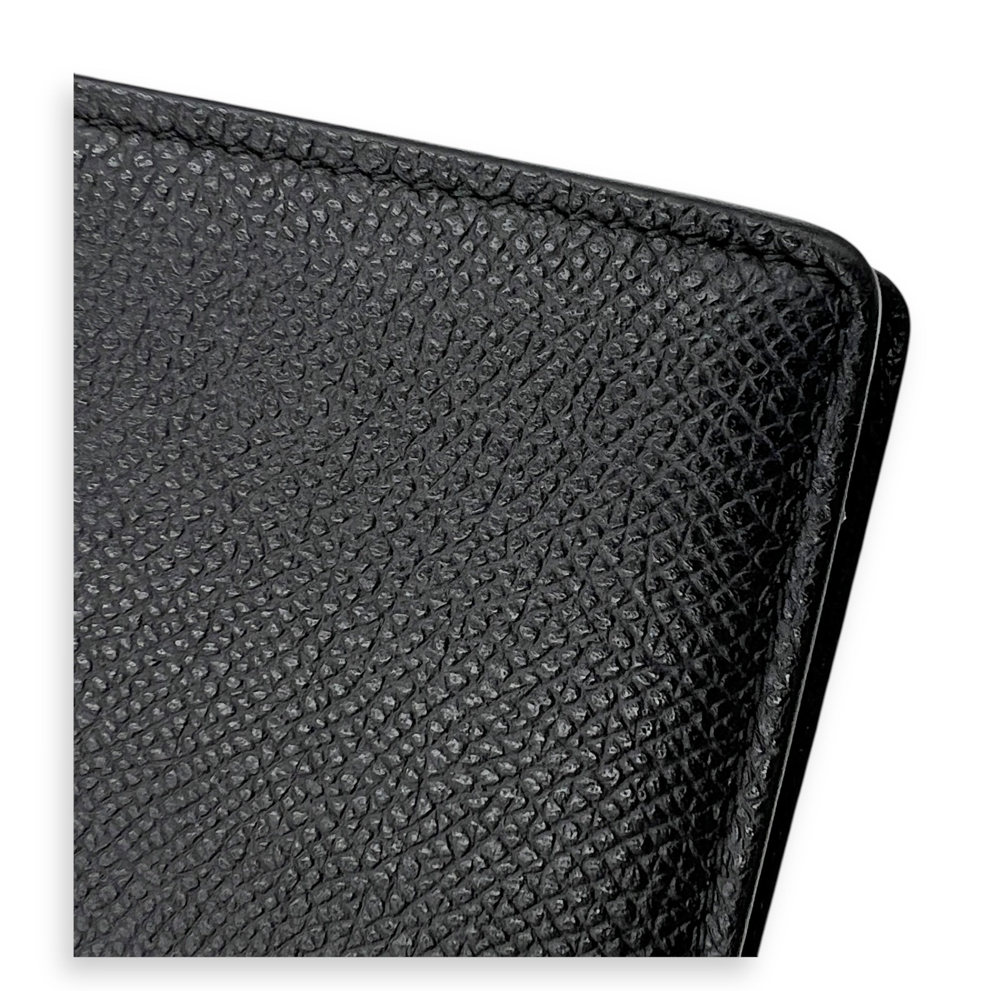 30 Montaigne Wallet On Chain Black in Calfskin, Gold hardware