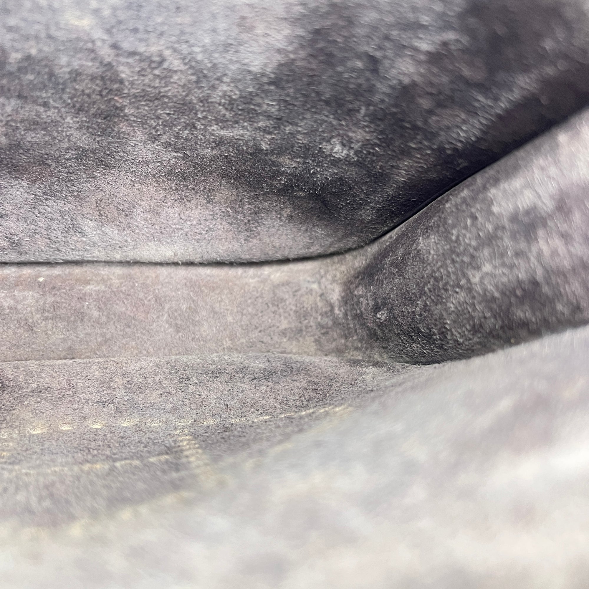 Evelyne Blue in Clemence, Gold hardware