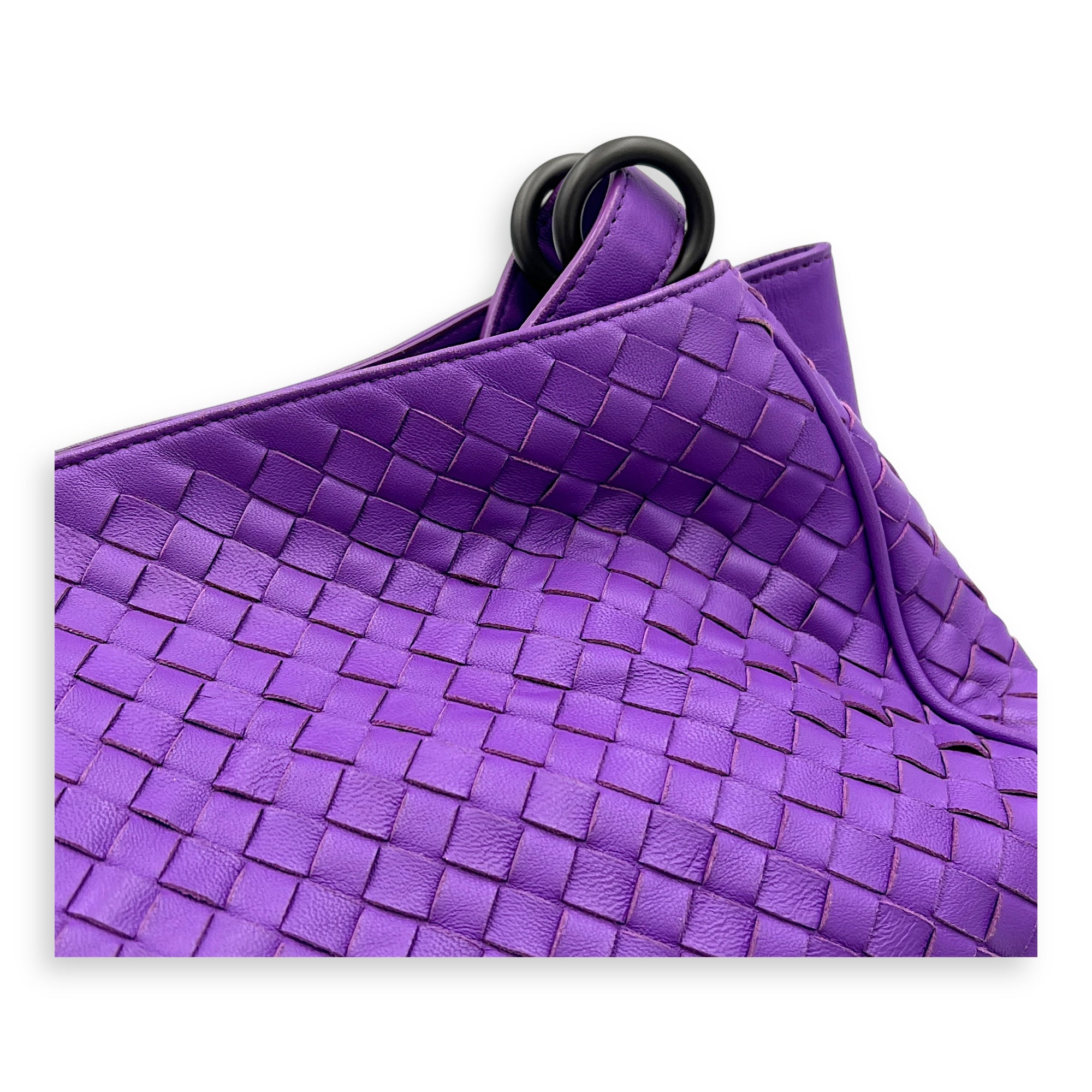 Intrecciato Shoulder Bag Purple in Lambskin, Ruthenium hardware