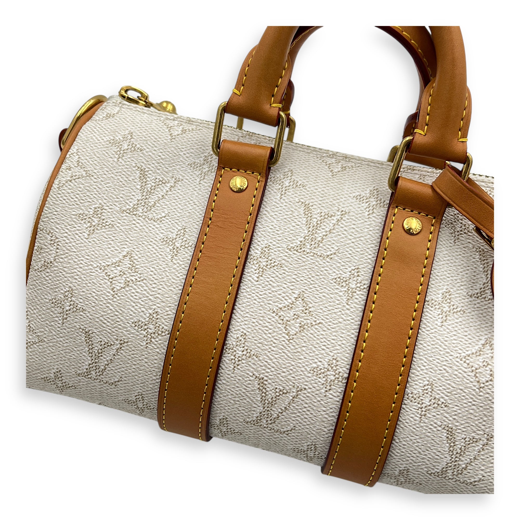 Heritage Keepall 25 Beige Top Handle Bag in Coated Canvas, Gold hardware