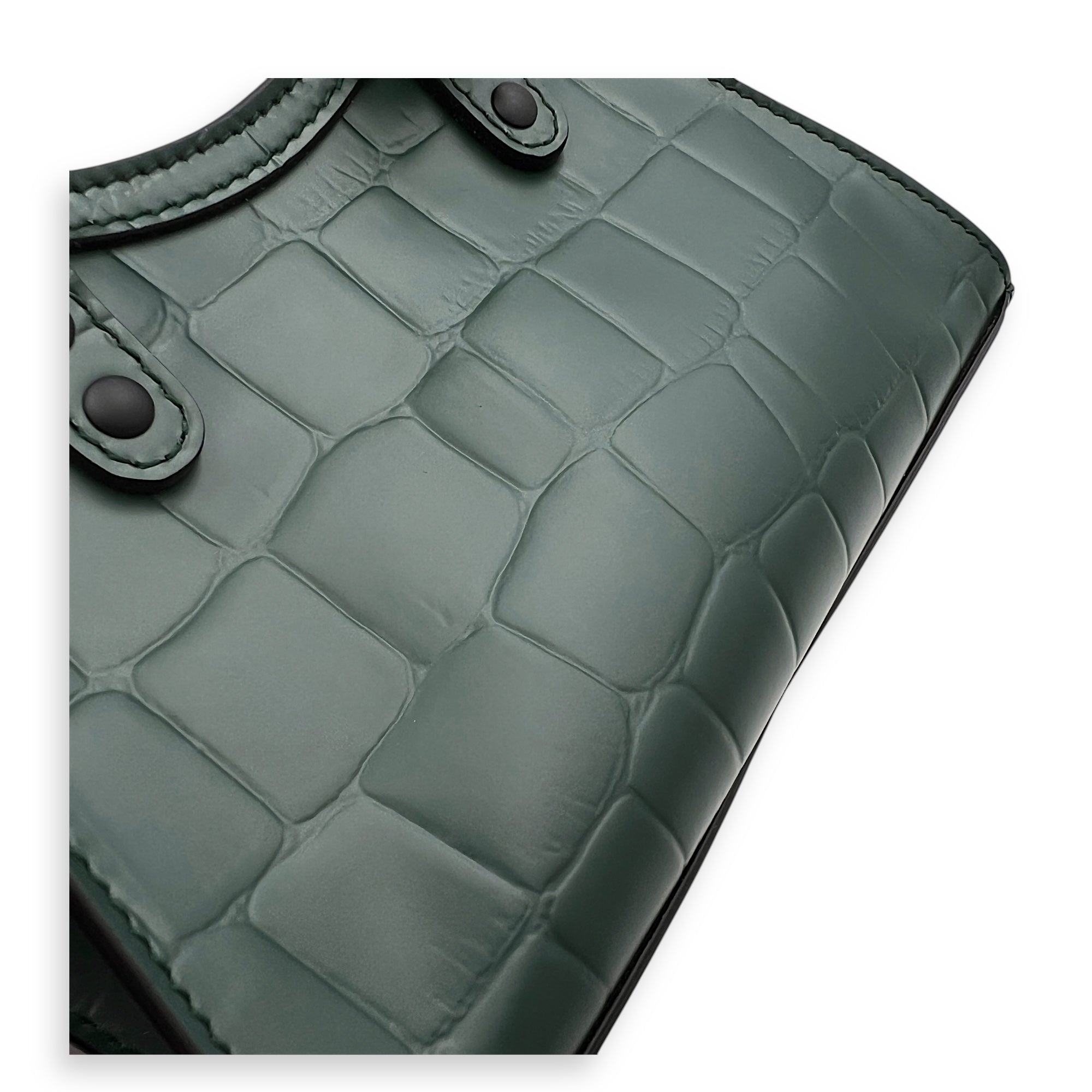 Neo Classic Top Handle Bag Green in Crocodile Embossed Calfskin, Black hardware