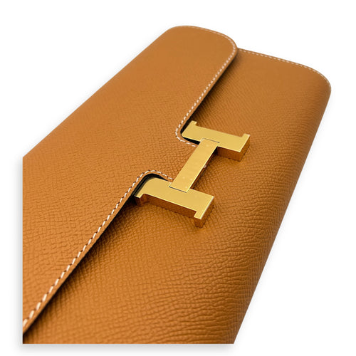 Constance To Go Toffe Crossbody Bag in Epsom, Gold hardware