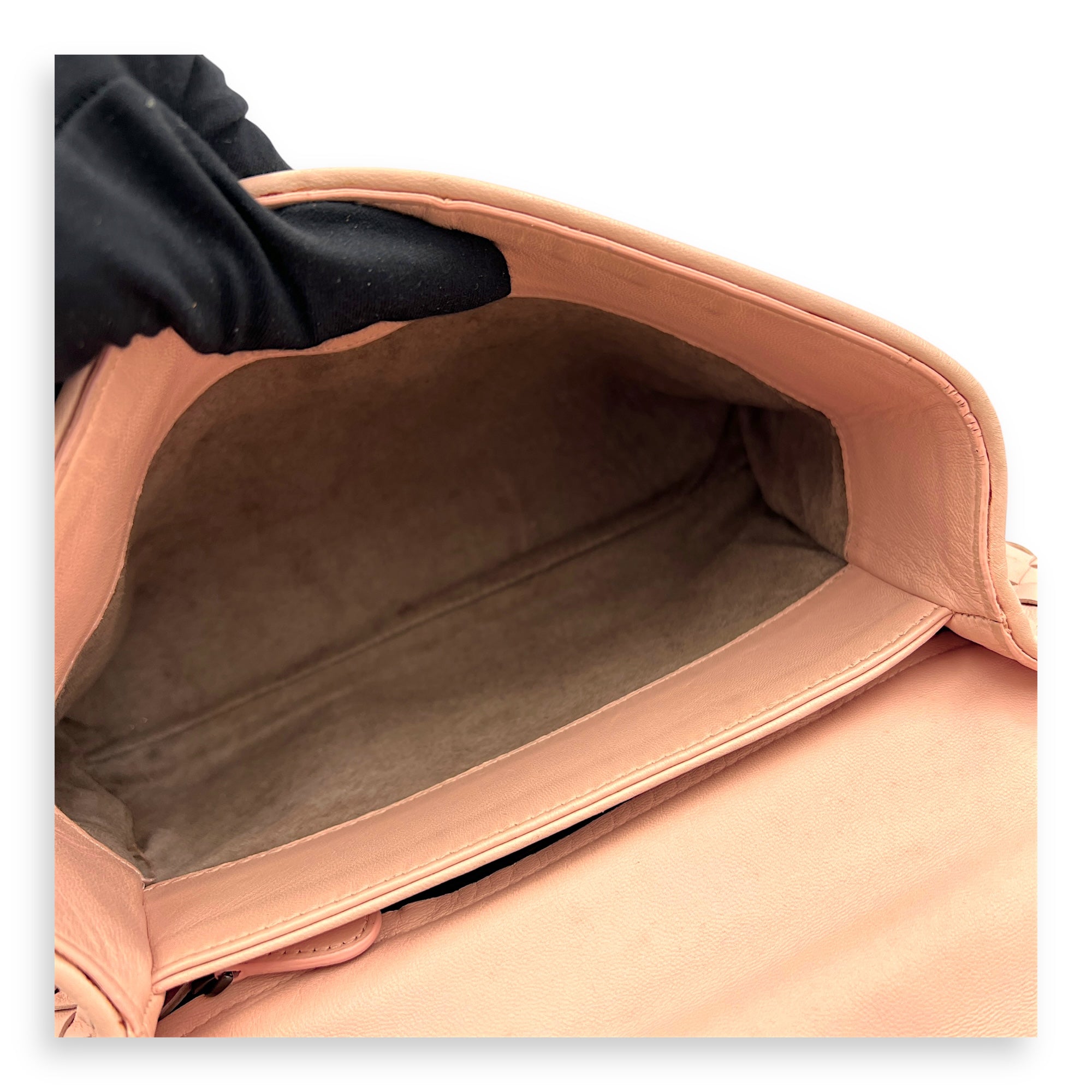 NA Shoulder Bag Beige in Calfskin, Gunmetal hardware