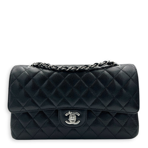 Classic Shoulder Bag Medium Black in Caviar Leather, Silver hardware