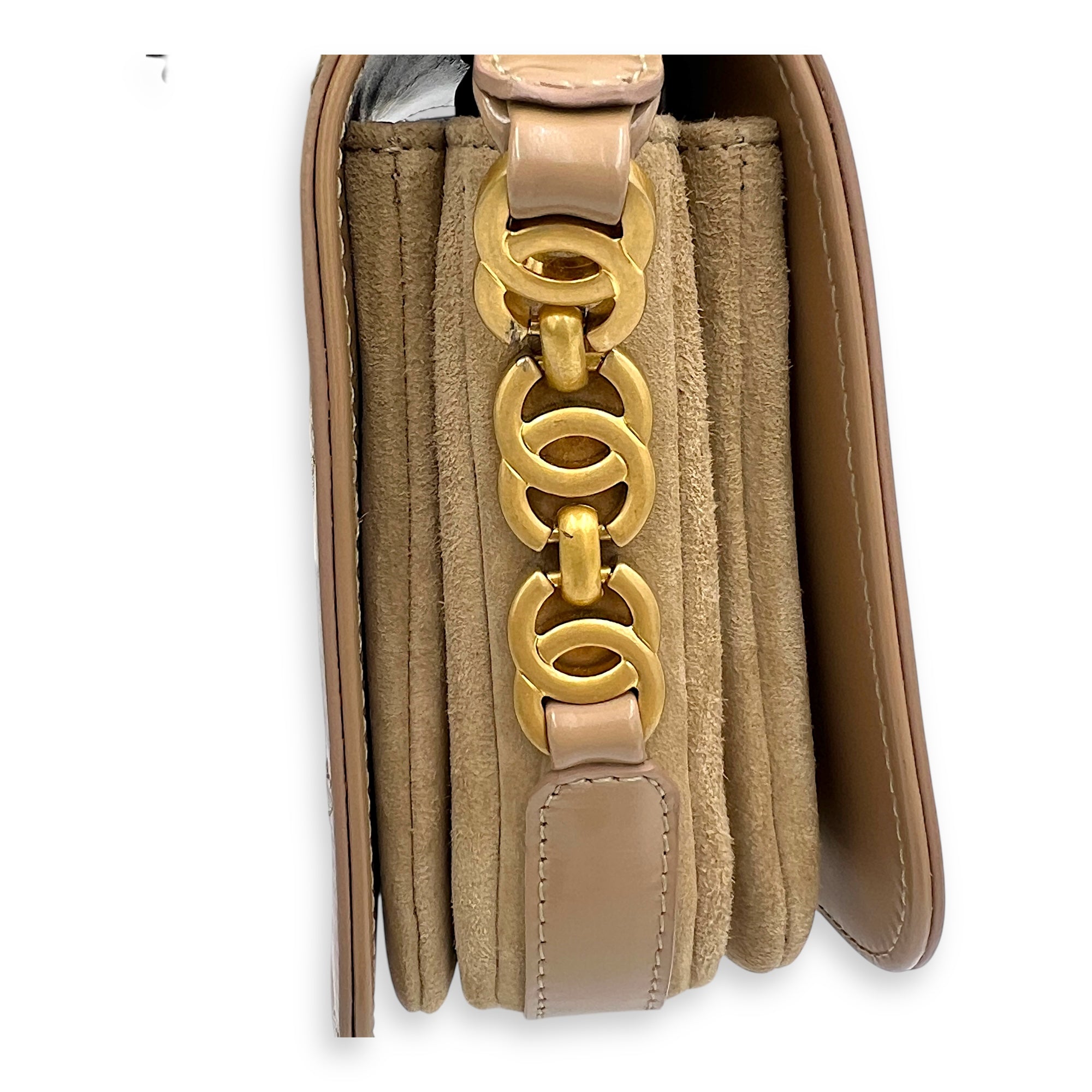 CC Brown Crossbody Bag in Shiny Calfskin, Gold hardware