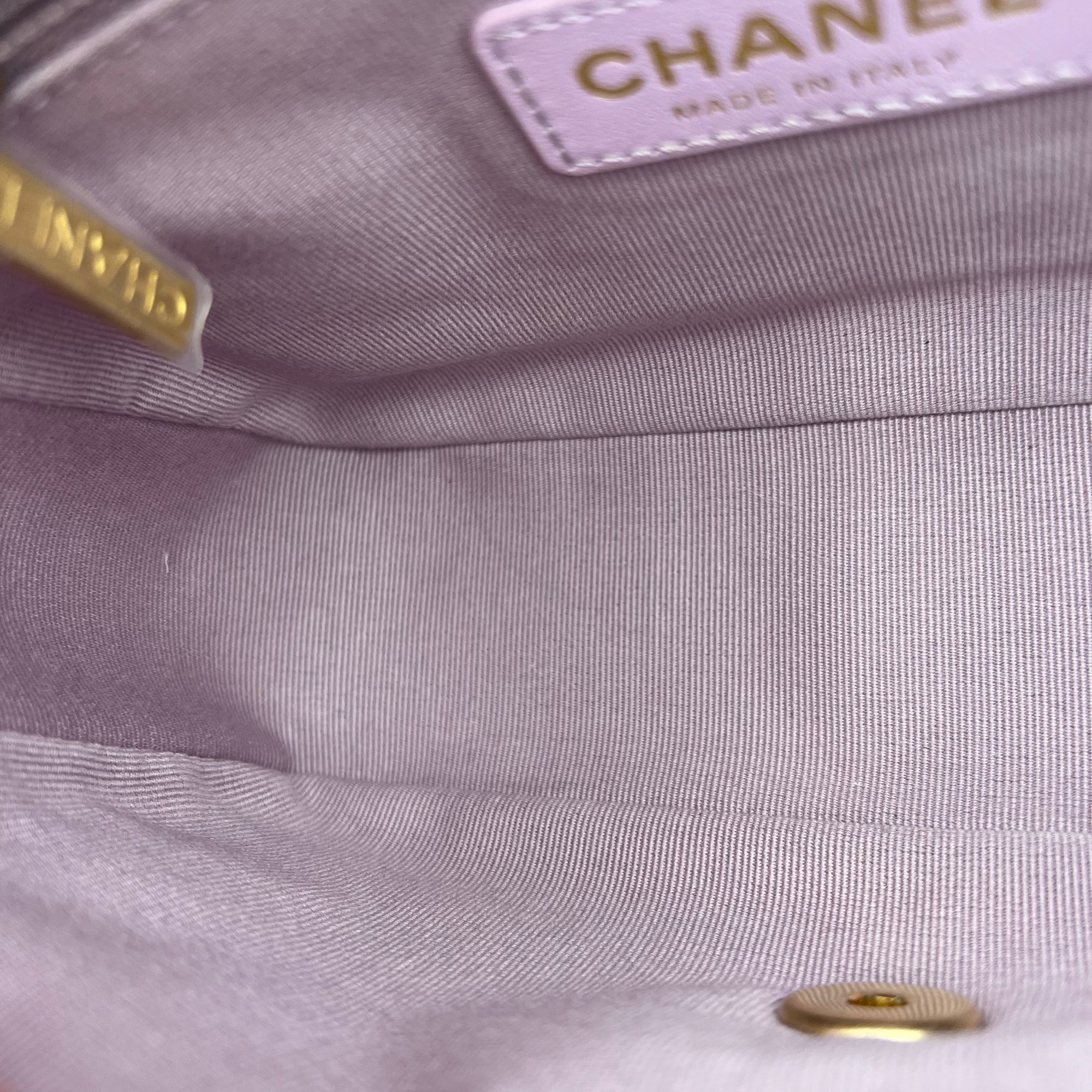 21K My Perfect Shoulder Bag Mini Iridescent Purple Pink in Caviar Leather, Gold hardware