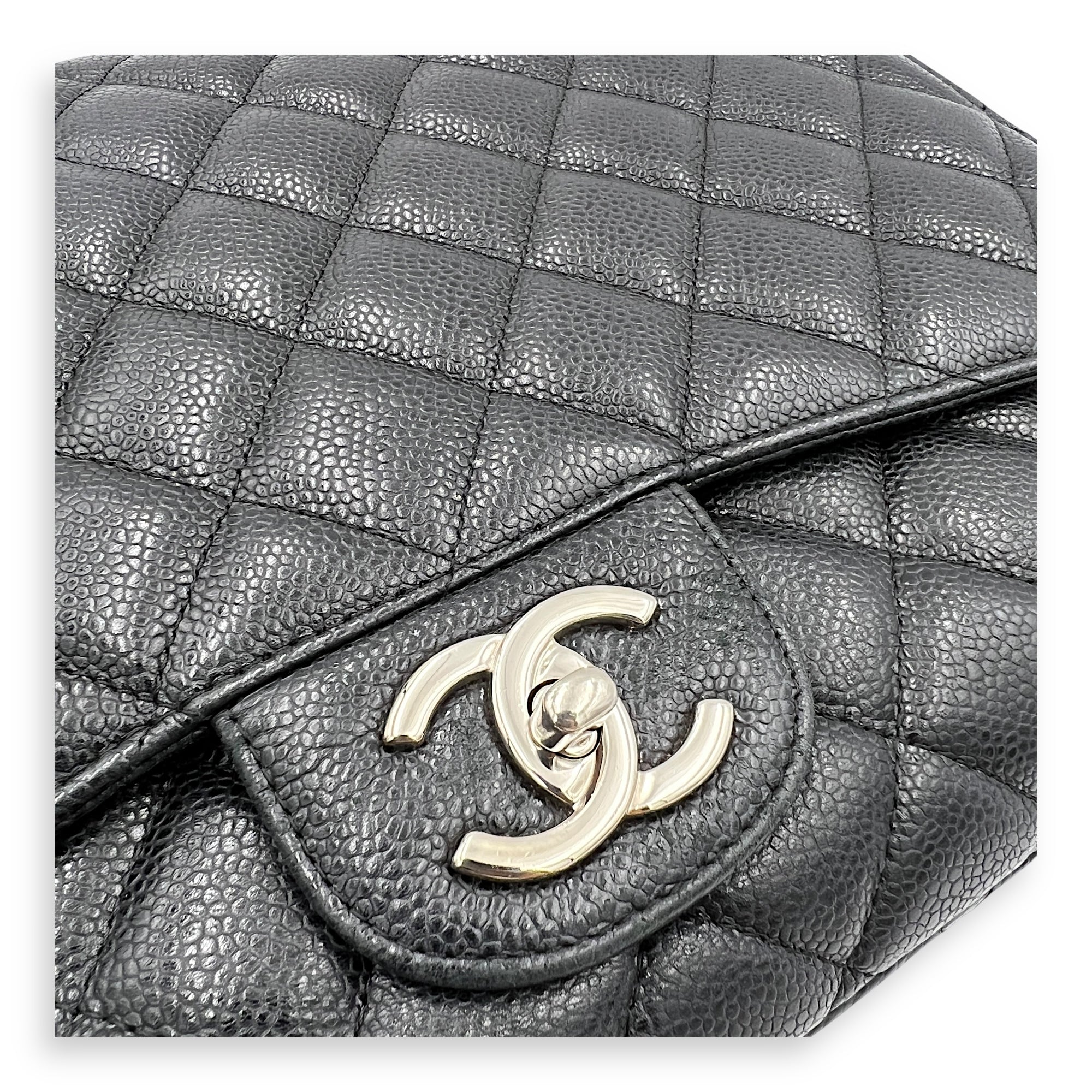 Classic Shoulder Bag Maxi Black in Caviar Leather, Silver hardware