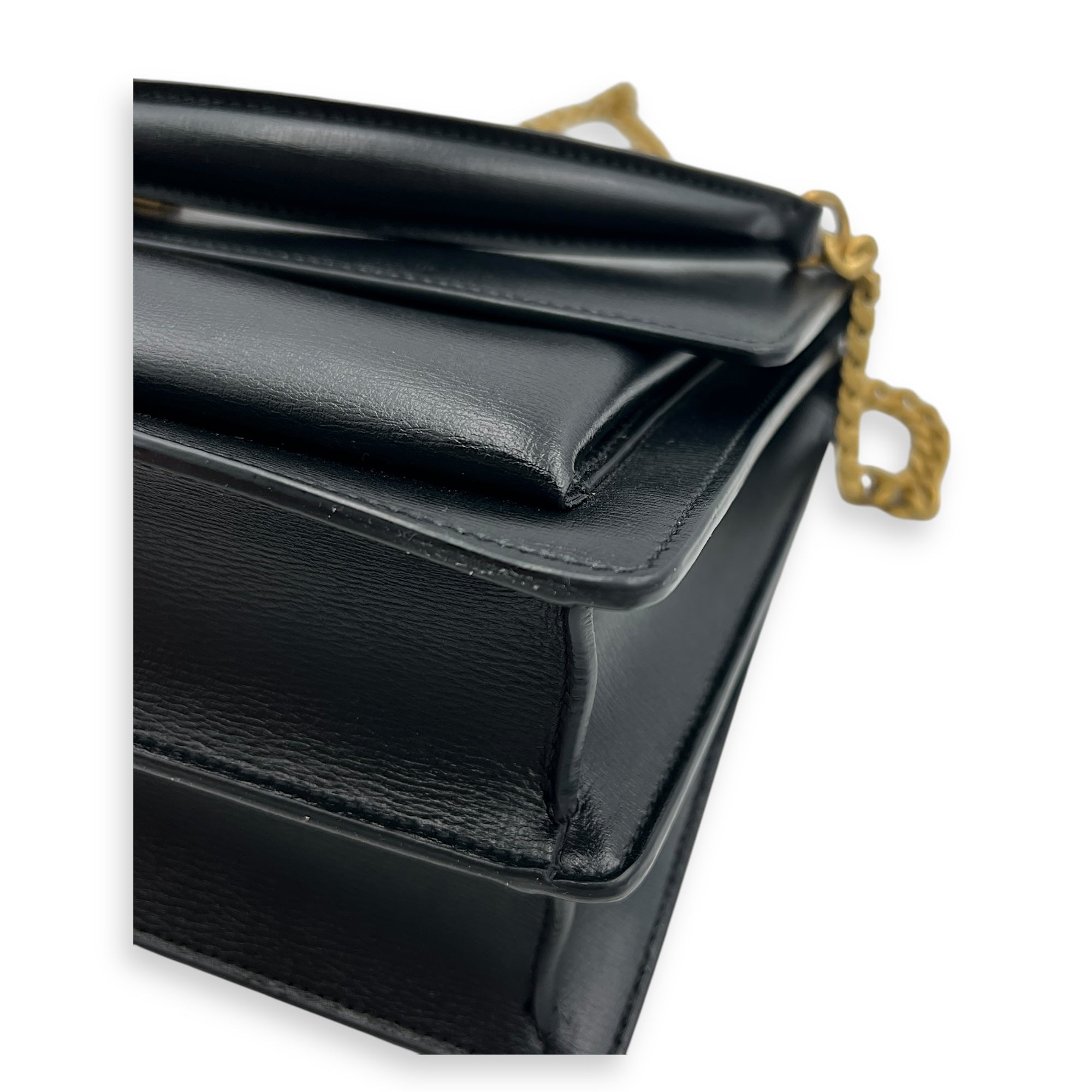 Sunset Shoulder Bag Large Black in Calfskin, Gold hardware