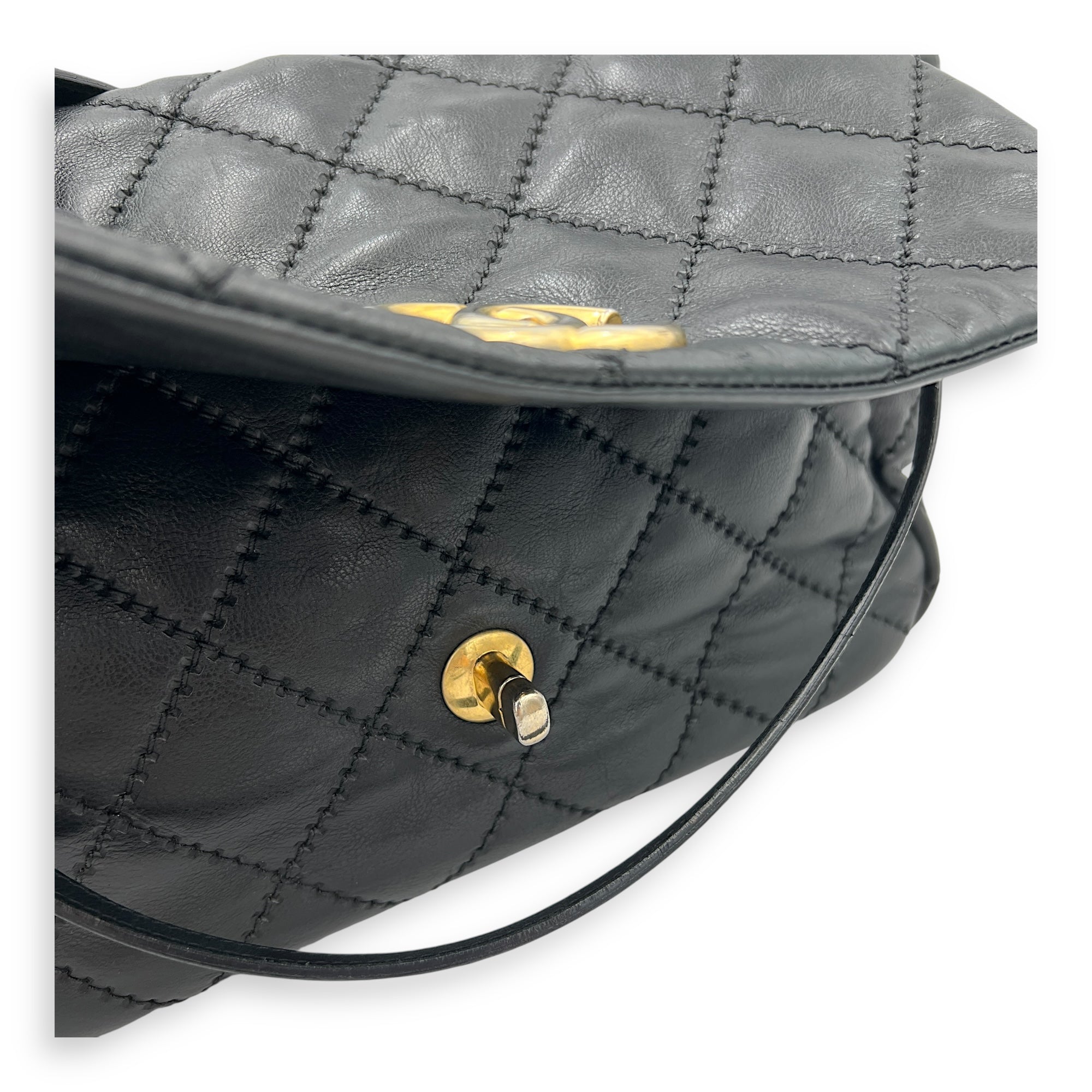 Retro Chain Accordion Shoulder Bag Black in Calfskin, Gold hardware