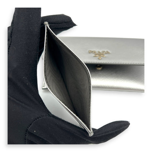 SAFFIANO WALLET Wallet Silver in Calfskin, Silver hardware