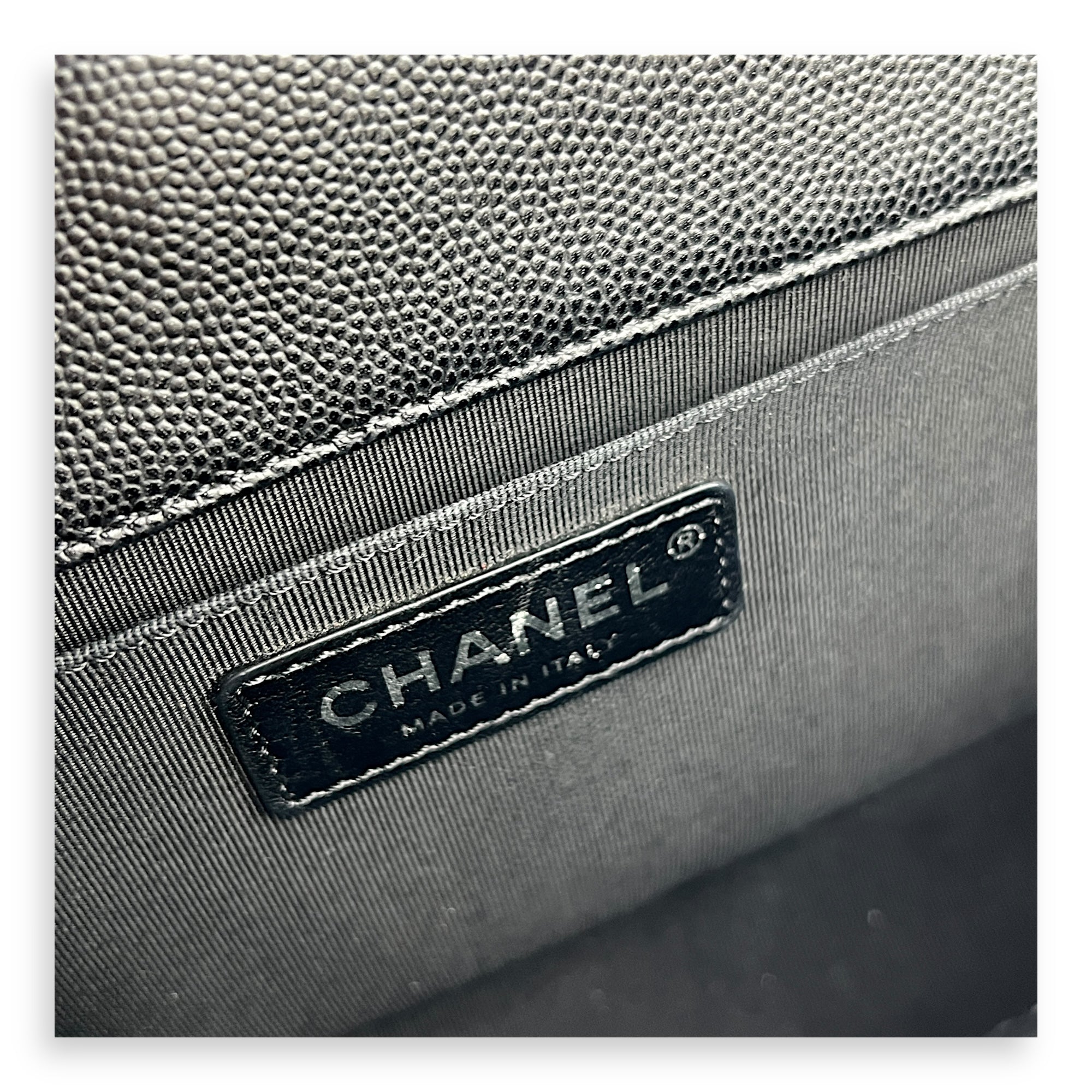 Boy Shoulder Bag Medium Black in Caviar Leather, Ruthenium hardware