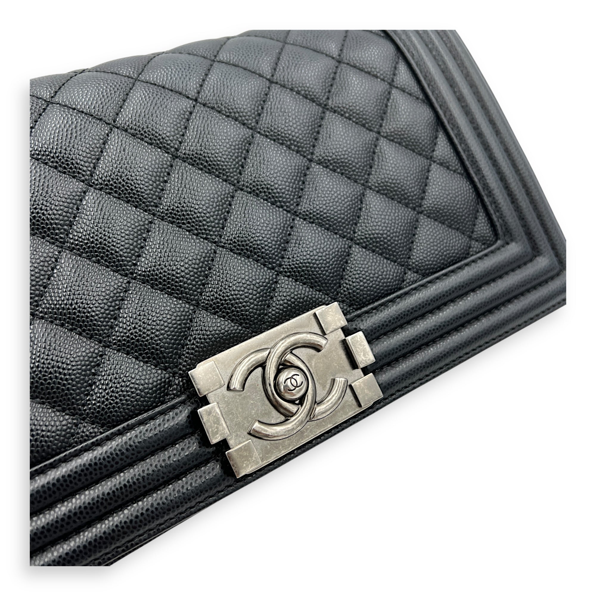 Boy Shoulder Bag Medium Black in Caviar Leather, Ruthenium hardware