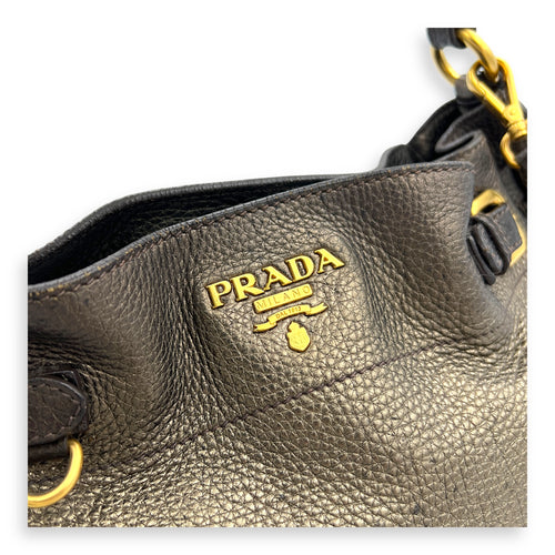 Vit Daino Green Shoulder Bag in Calfskin, Gold hardware