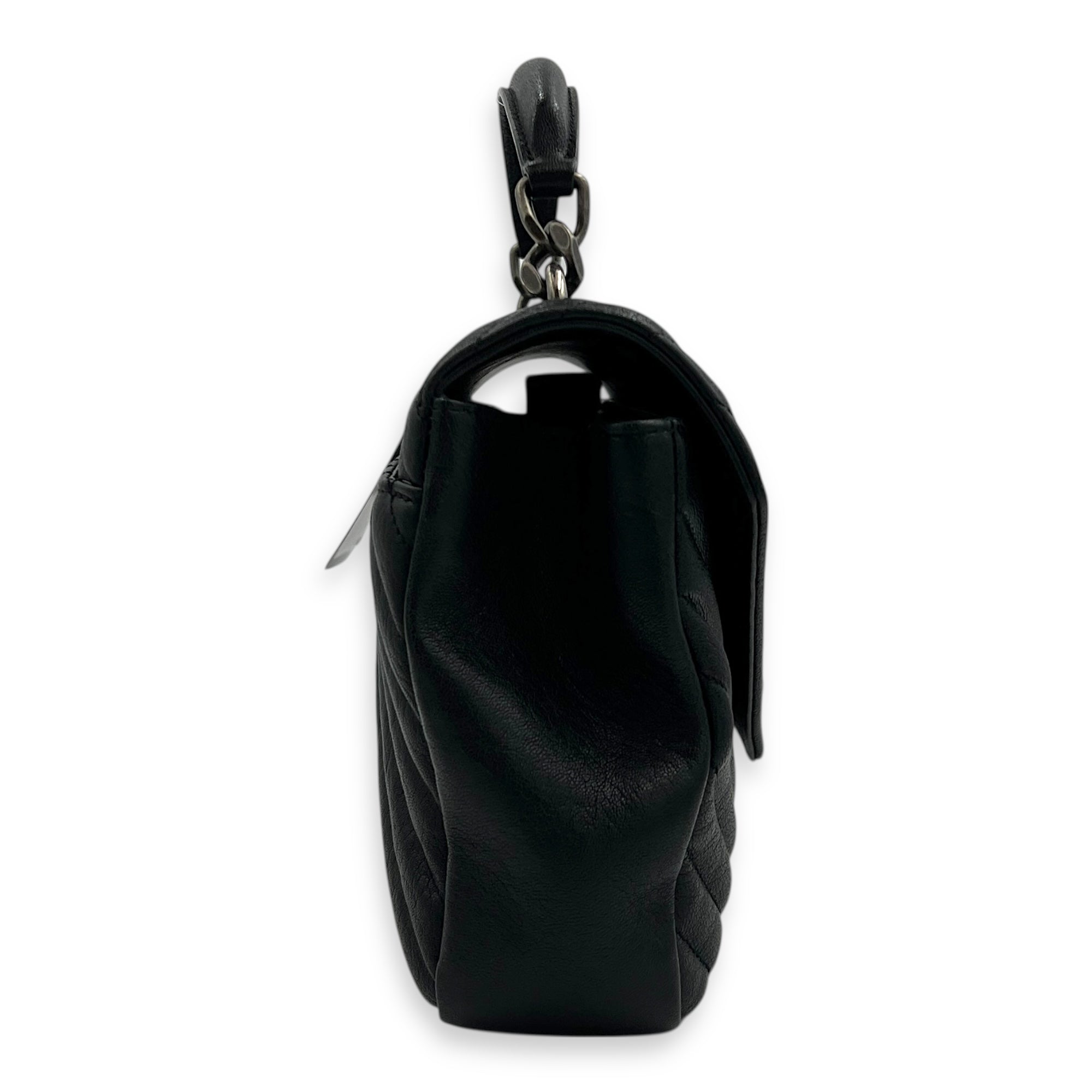 College Medium Black Shoulder Bag in Calfskin, Silver hardware