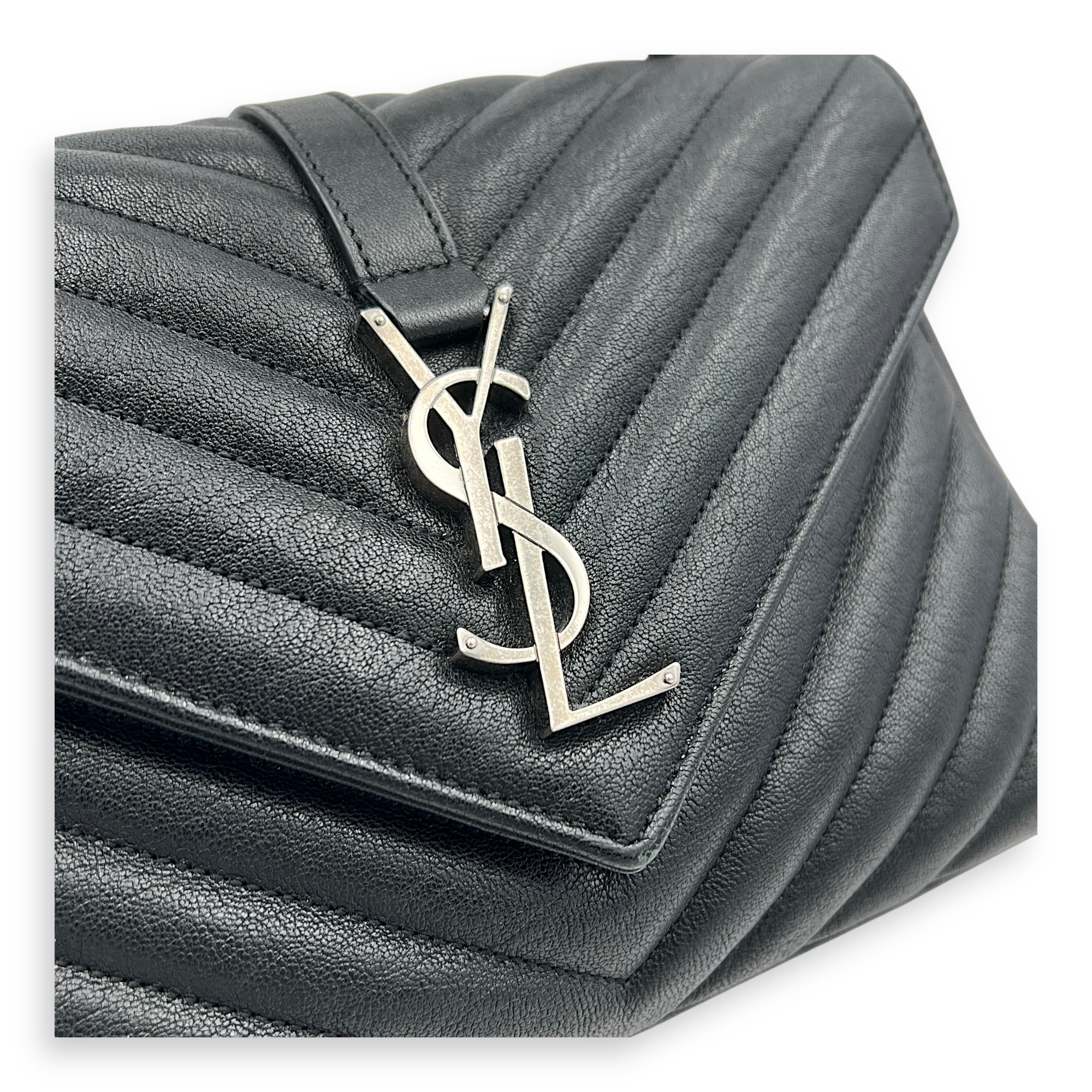 College Medium Black Shoulder Bag in Calfskin, Silver hardware