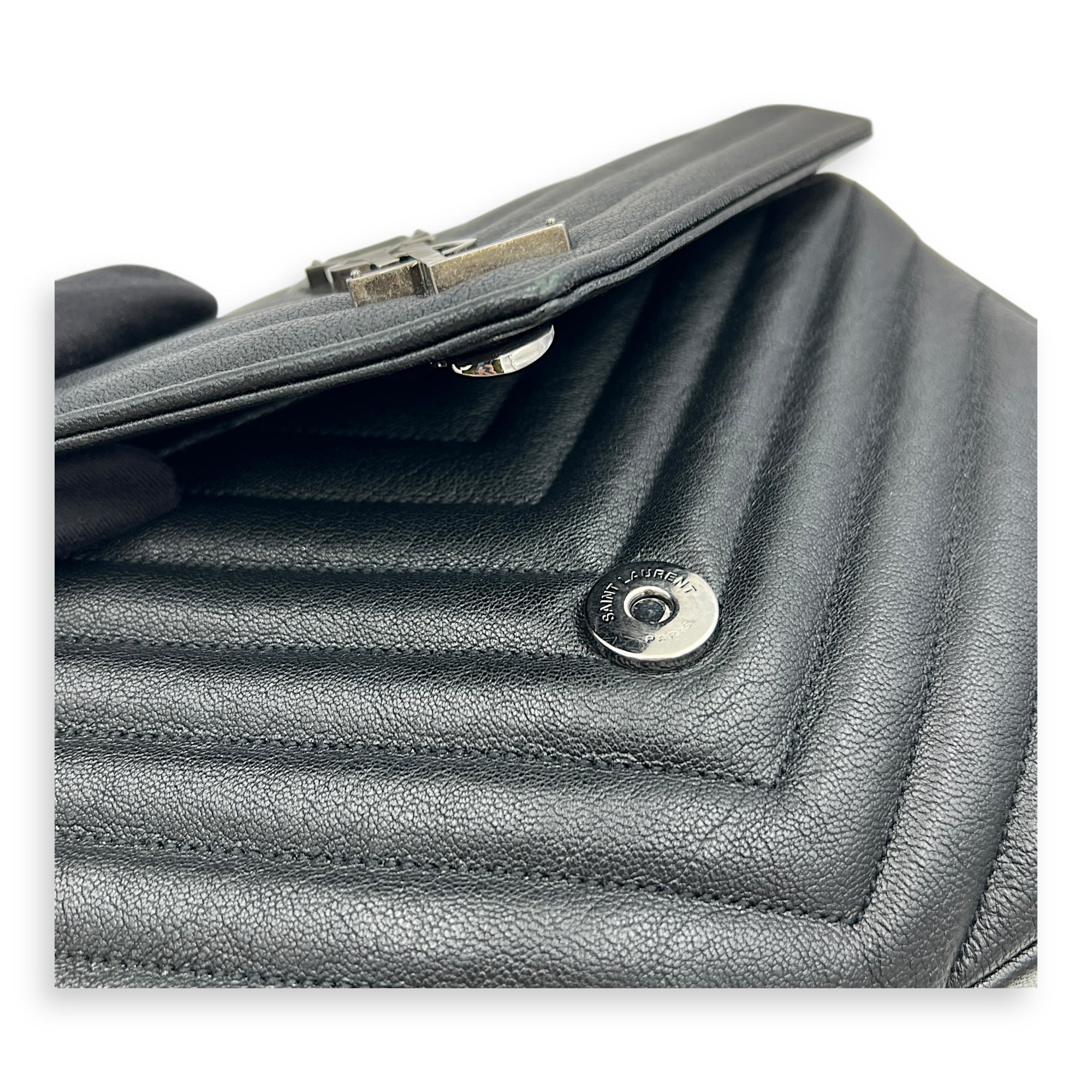 College Medium Black Shoulder Bag in Calfskin, Silver hardware