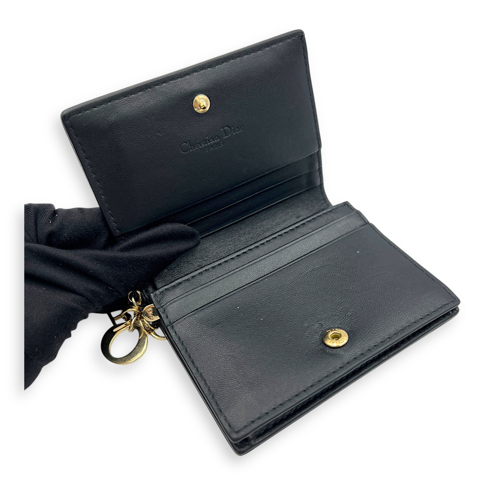 Gardenia Black Wallet in Lambskin, Gold hardware