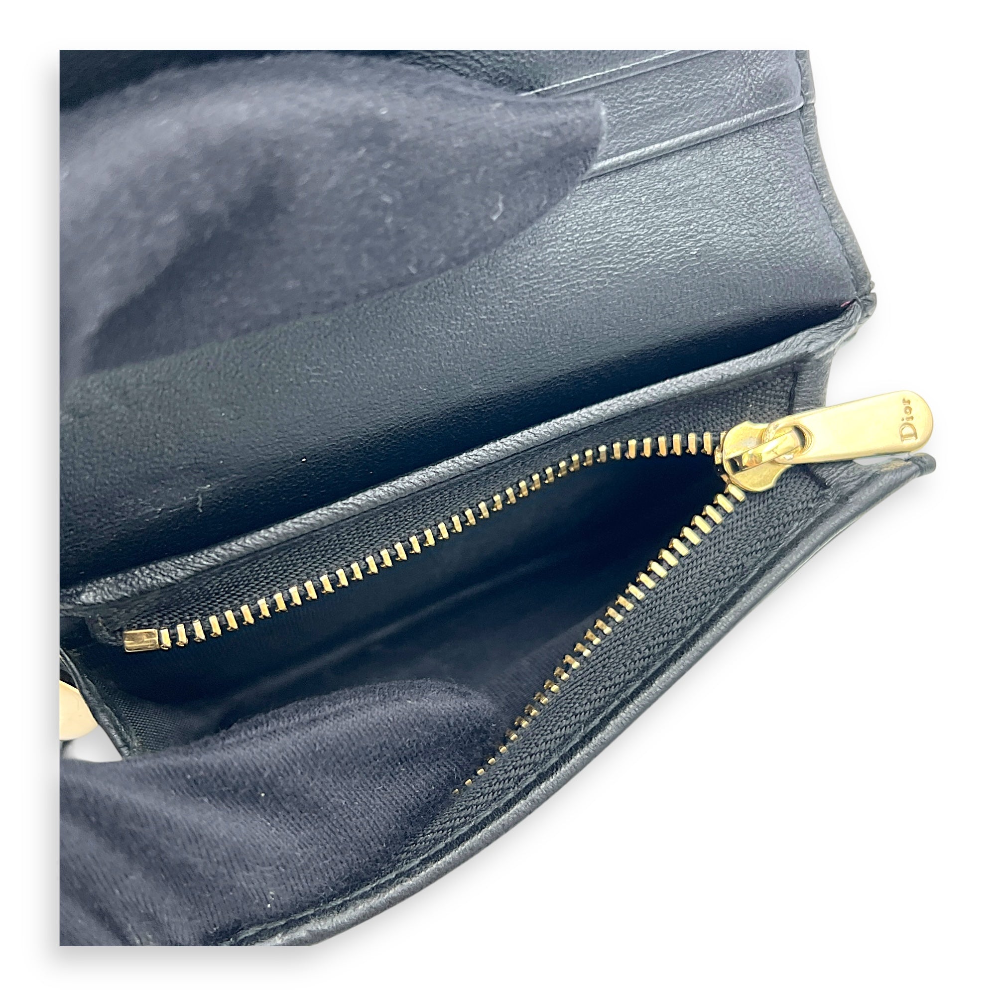 Gardenia Black Wallet in Lambskin, Gold hardware