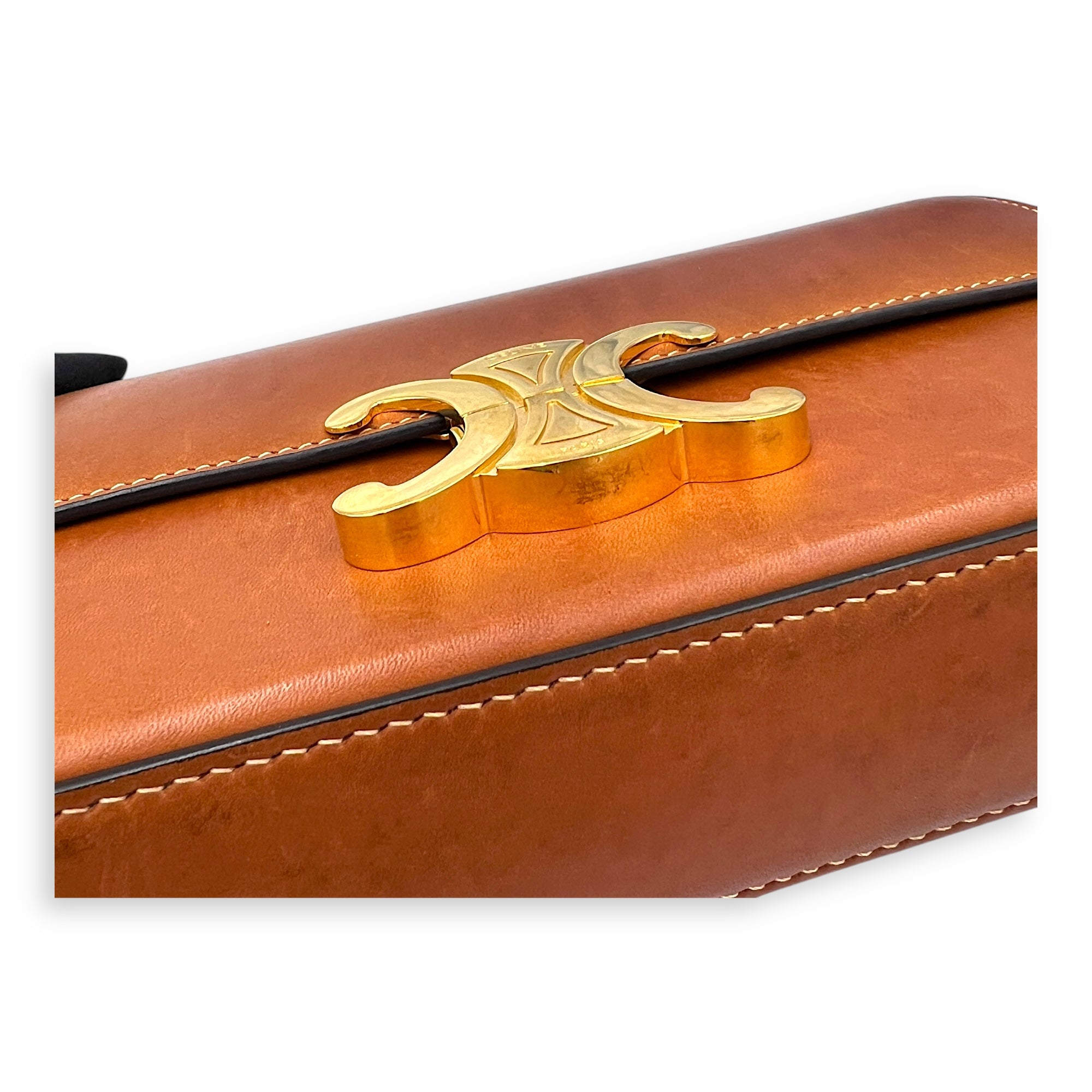 Claude Triomphe Shoulder Bag Brown in Calfskin, Gold hardware