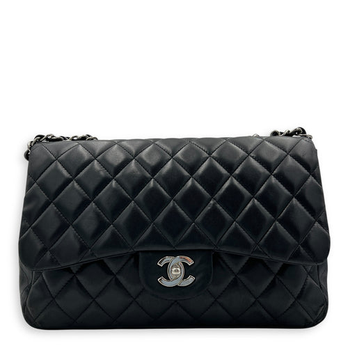 Classic Shoulder Bag Jumbo Black in Lambskin, Silver hardware