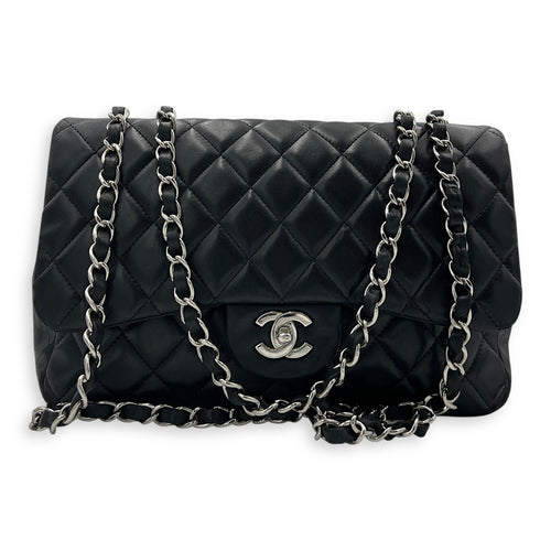 Classic Shoulder Bag Jumbo Black in Lambskin, Silver hardware