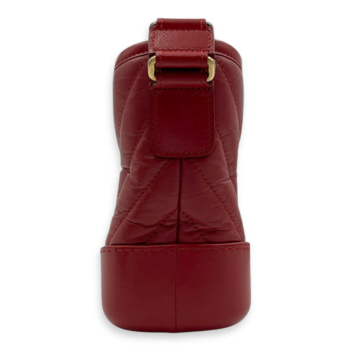 Gabrielle Shoulder Bag Small Red in Calfskin, Mixed hardware