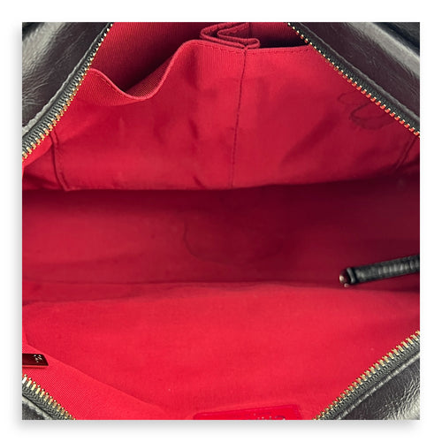 Gabrielle Shoulder Bag Black in Calfskin, Mixed hardware