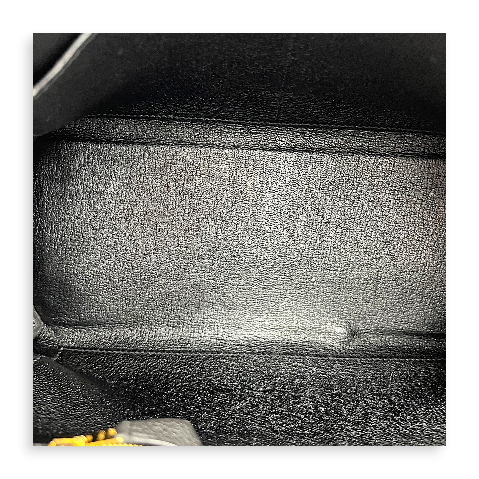 Kelly 28 Noir Top Handle Bag in Togo, Gold hardware